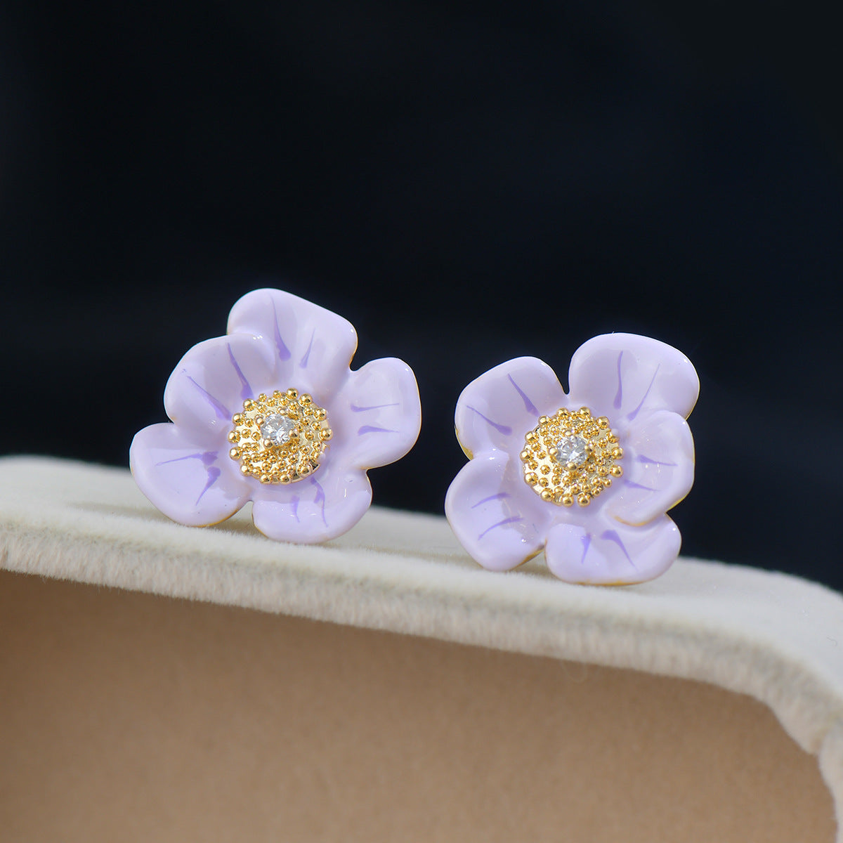 Purple Hydrangea Flower Earring with 14K Gold-Plated Center & Copper Base