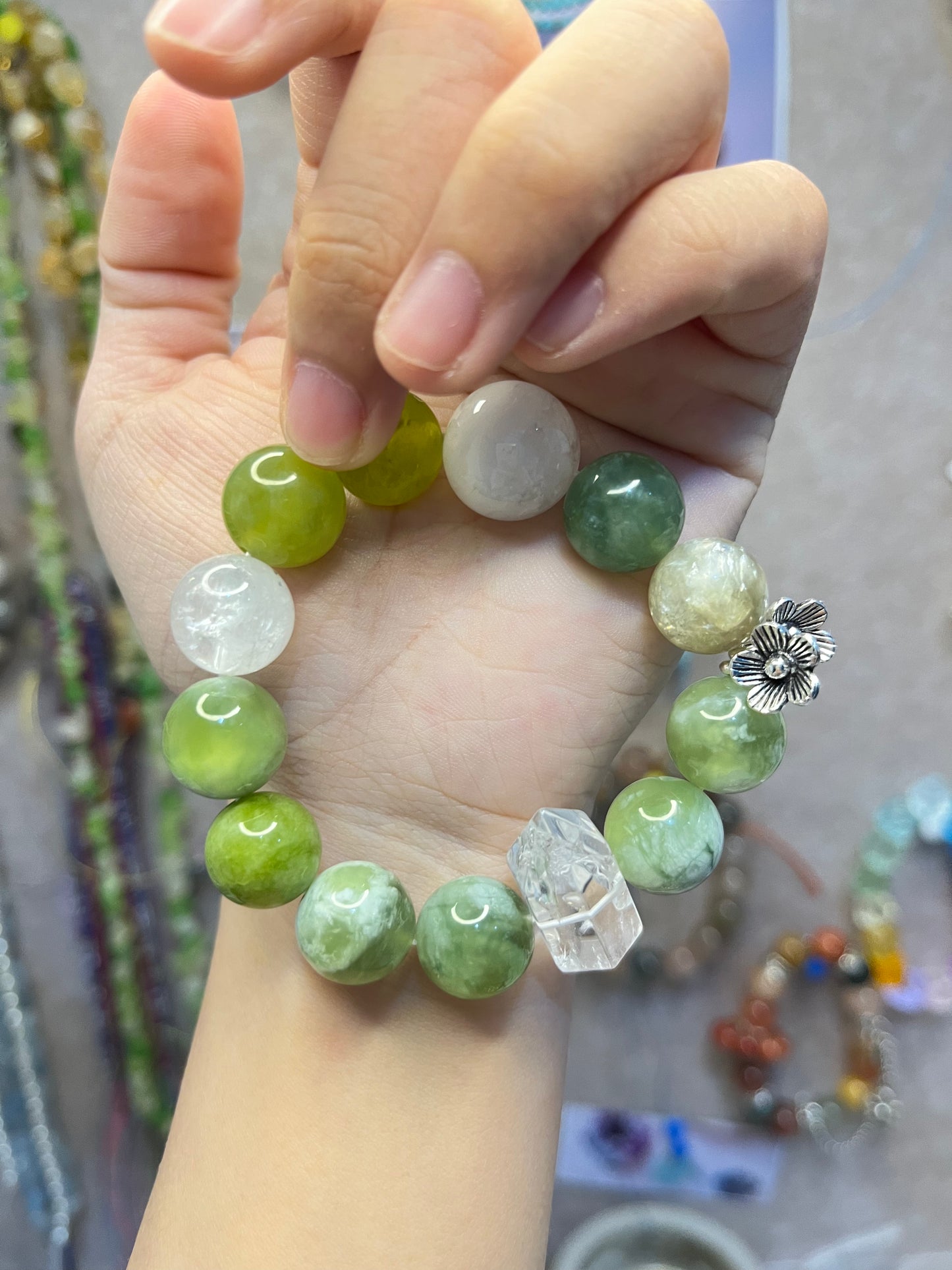 Lemon Fizz – Summer Green Crystal Bracelet with Clear Quartz & Flower Charm